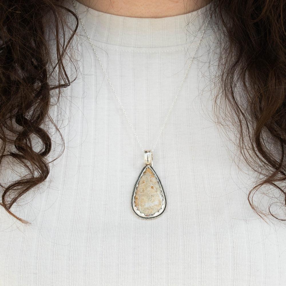 The Hera Pendant