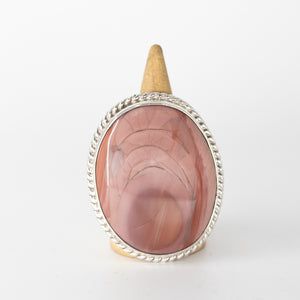 Magnolia Petal - Size 7