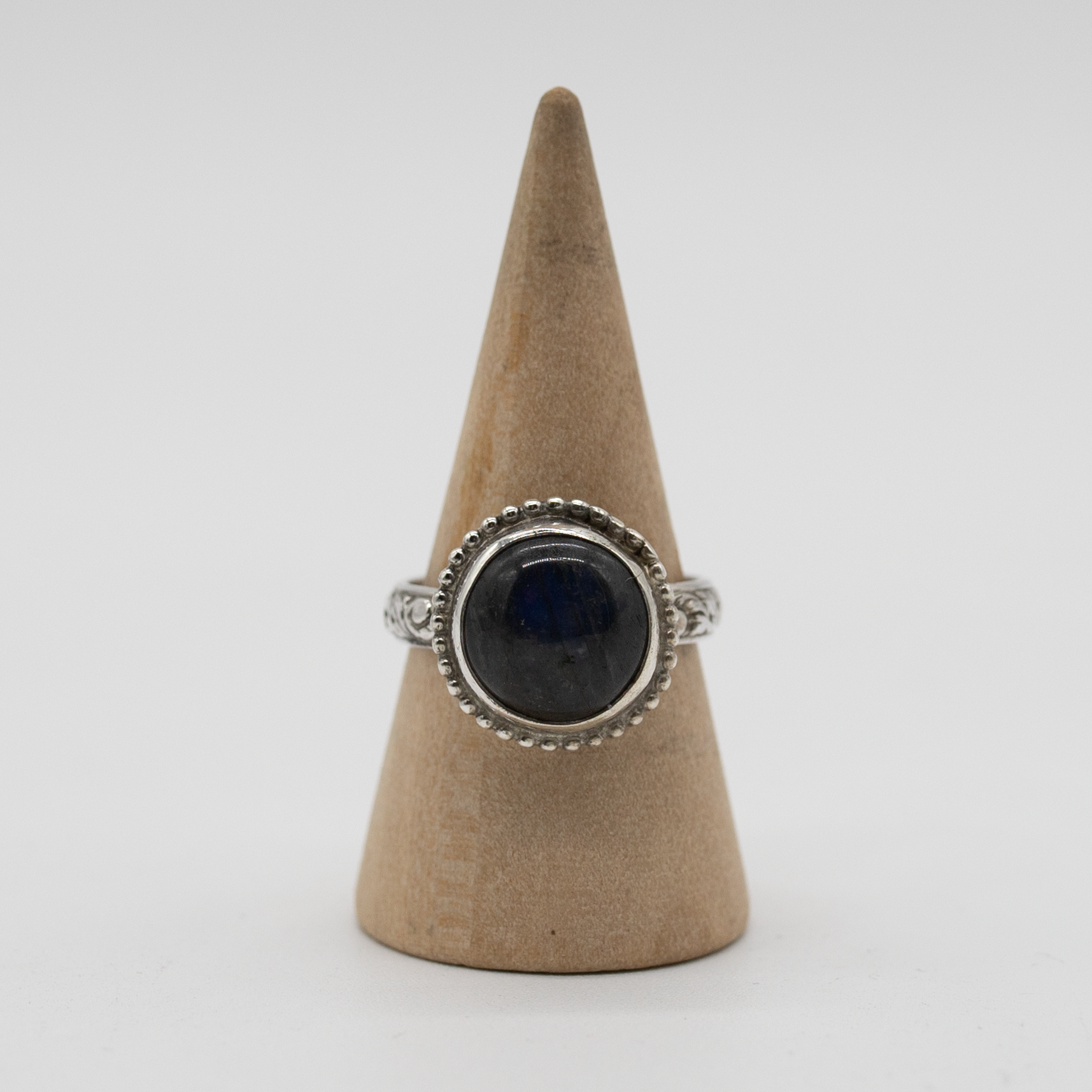 Midnight Crest — Size 7