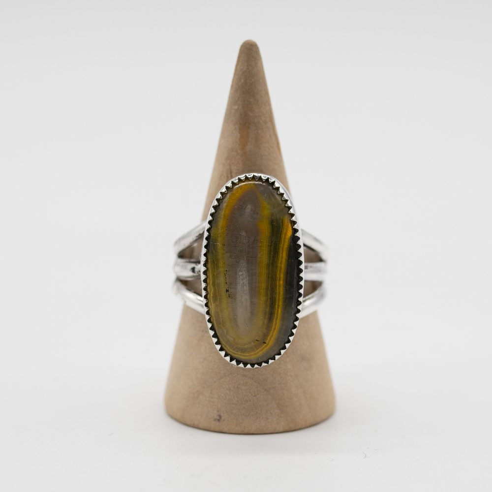 Honeycrest Oval — Size 8