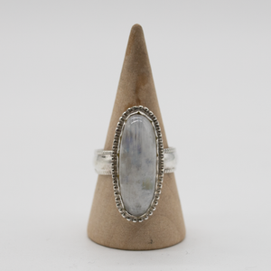 Lunarcrest Oval — Size 7