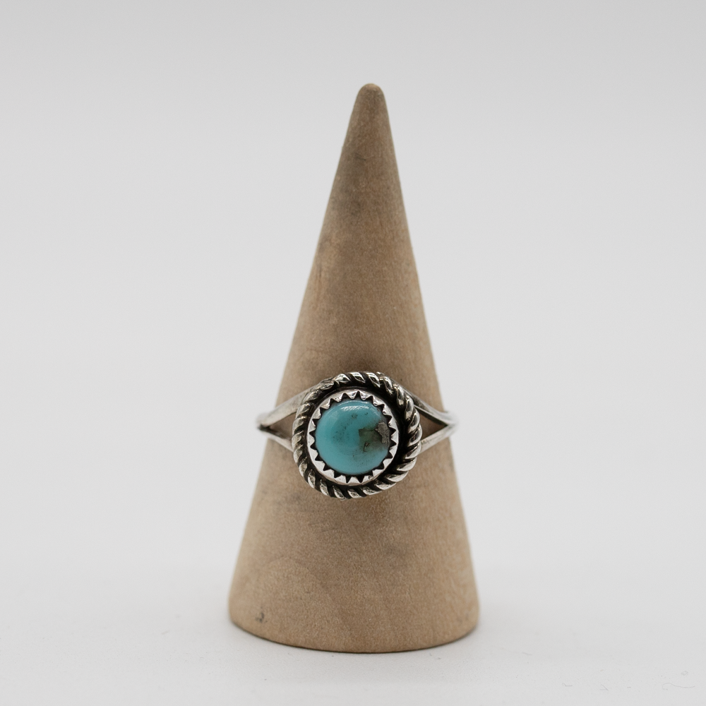 Turquoise Twist — Size 6.5