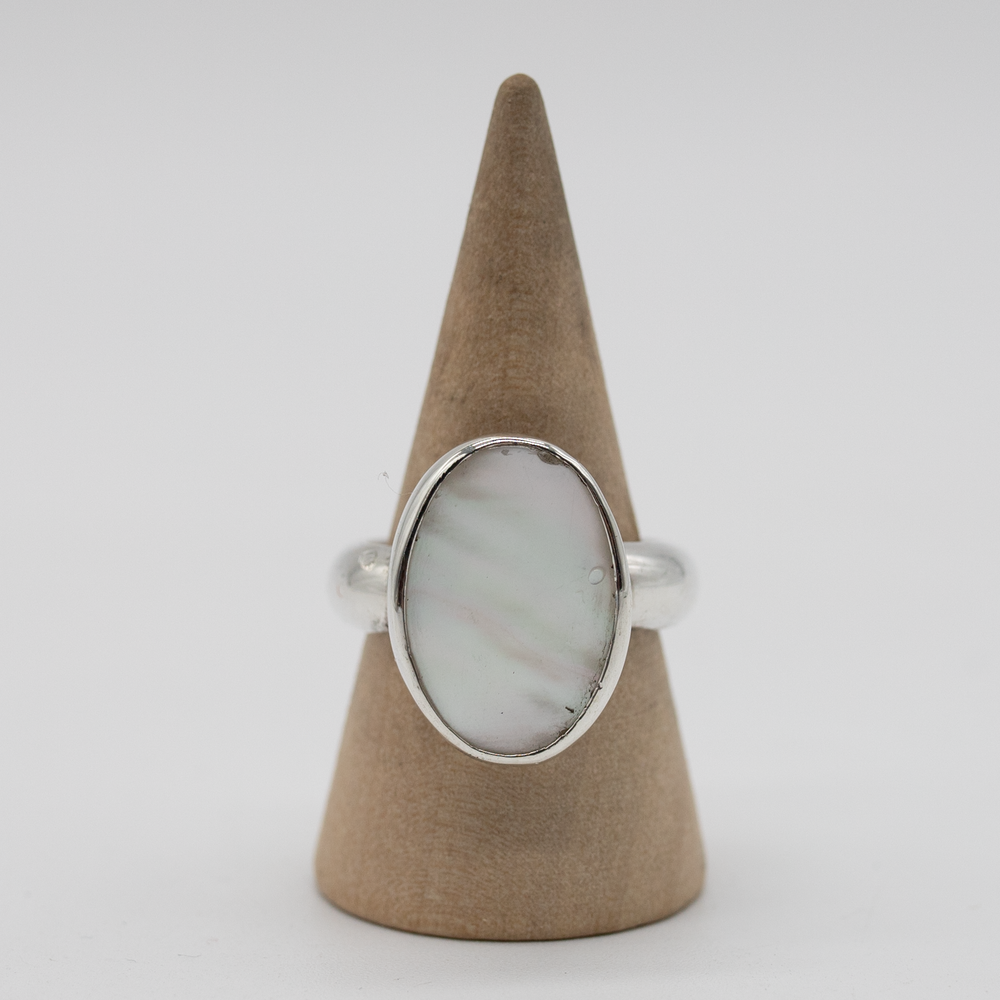 Soft Pearl Glow — Size 7