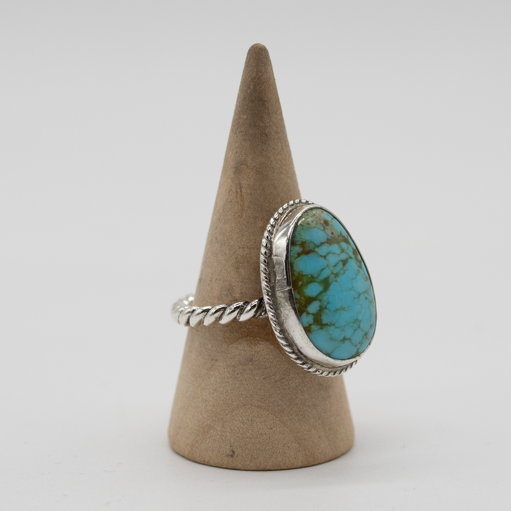 Sleeping Beauty — Size 6