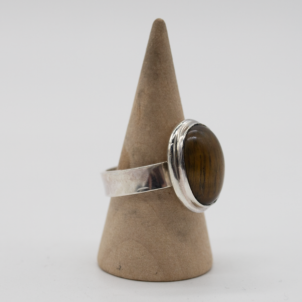 Tiger’s Eye Oval Ring — Size 7